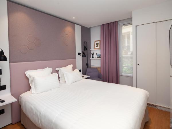 Hôtel Vendome Saint-Germain : photo 5 de la chambre petite chambre double