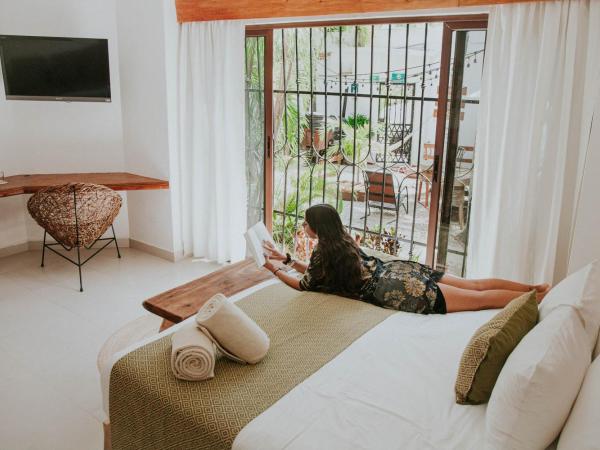 Enigmatic Hotel Experience : photo 1 de la chambre chambre lit king-size deluxe