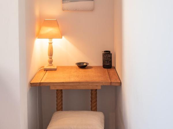 La Maison du Cotton- Gite bio-climatique : photo 6 de la chambre chambre double ou lits jumeaux avec terrasse