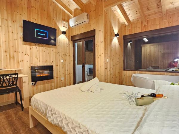 La Luna del sur B&B : photo 2 de la chambre suite deluxe avec baignoire spa