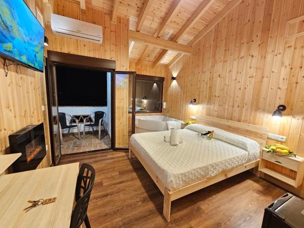 La Luna del sur B&B : photo 7 de la chambre suite deluxe avec baignoire spa