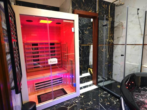 Hotel Liliova Prague Old Town : photo 4 de la chambre suite avec baignoire spa