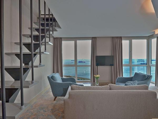 Best Western Premier Ottoperla Hotel : photo 6 de la chambre duplex suite with one queen bed and two single beds with balcony and view