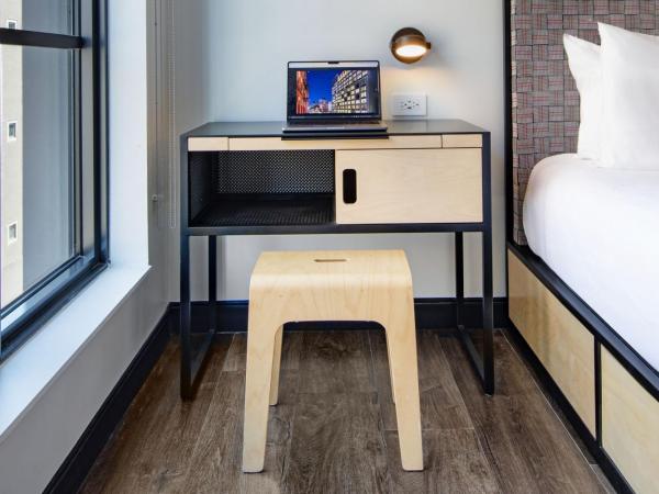 Moxy NYC East Village : photo 5 de la chambre chambre lit king-size