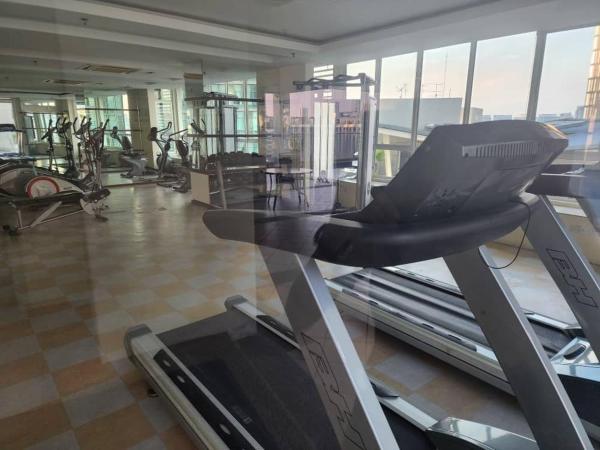 parkview serviced apartment : photo 3 de la chambre apartment with view and balcony