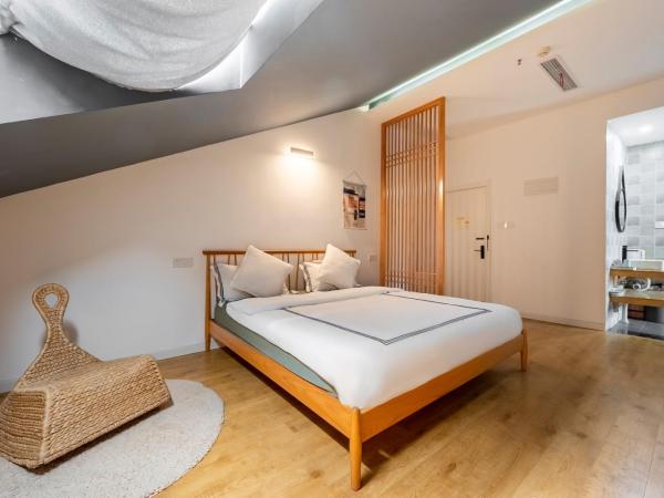 茶墅民宿 : photo 2 de la chambre chambre double avec salle de bains privative