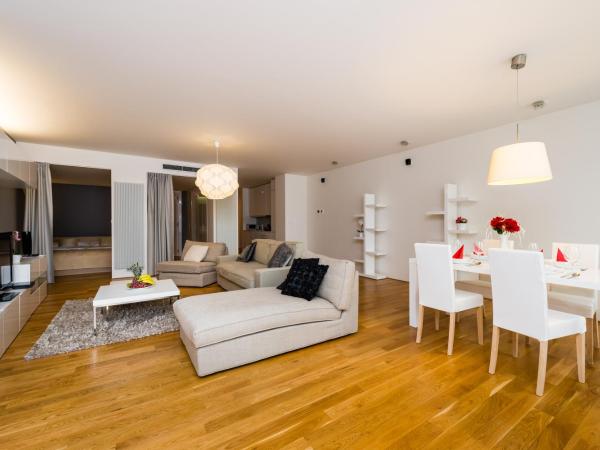 Karlin Residence by TKC : photo 10 de la chambre appartement avec terrasse