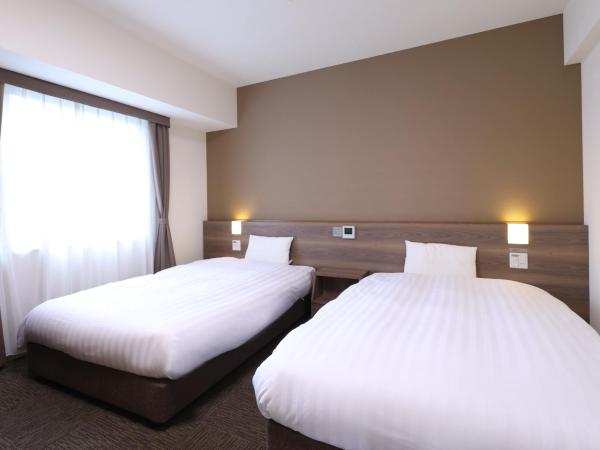 Dormy Inn Premium Nagoya Sakae : photo 2 de la chambre corner twin room with sofa bed (3 adults) - non-smoking