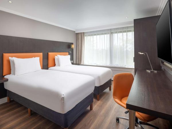 DoubleTree by Hilton London - Hyde Park : photo 1 de la chambre chambre lits jumeaux