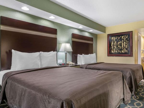 Clarion Inn Orlando International Drive - ICON Park : photo 1 de la chambre chambre 2 lits queen-size - non-fumeurs