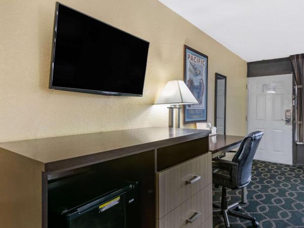 Clarion Inn Orlando International Drive - ICON Park : photo 3 de la chambre chambre 2 lits queen-size - non-fumeurs