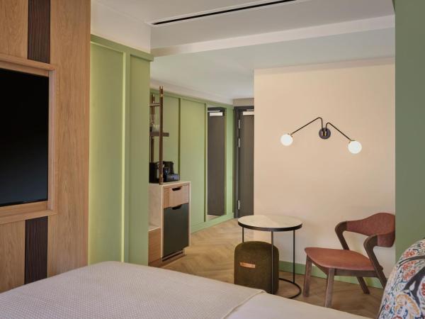 The Reach at Piccadilly, Manchester, a Tribute Portfolio Hotel : photo 4 de la chambre cosy queen room with city view