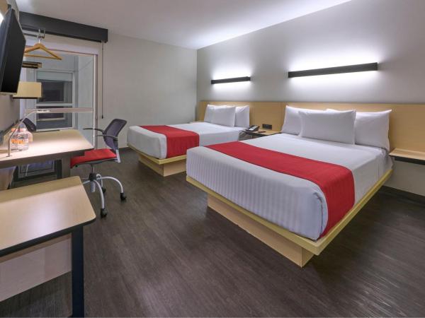 City Express by Marriott Ciudad de México La Villa : photo 8 de la chambre chambre double avec 2 lits doubles