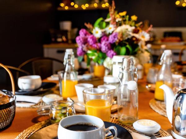 Le Vallon de Léhon : photo 8 de la chambre chambre double avec terrasse