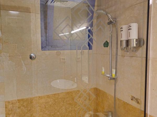 Twilight Hotel : photo 8 de la chambre chambre double