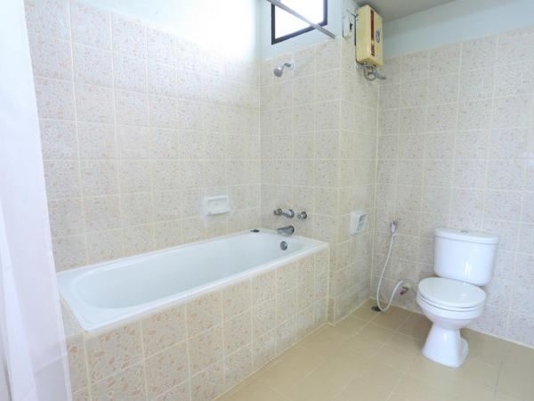 Chomdoi House Hotel SHA Extra Plus : photo 4 de la chambre chambre familiale deluxe