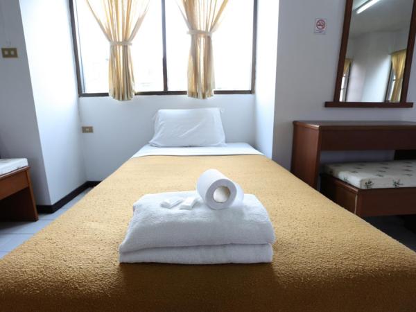 Chomdoi House Hotel SHA Extra Plus : photo 8 de la chambre chambre familiale deluxe