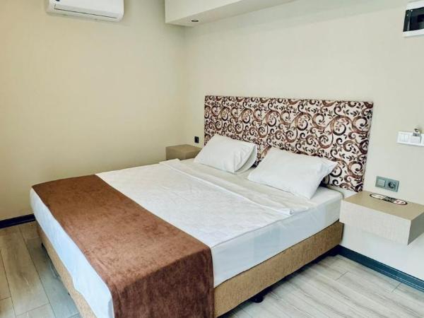 Toprak City Hotel Antalya : photo 2 de la chambre chambre double avec balcon