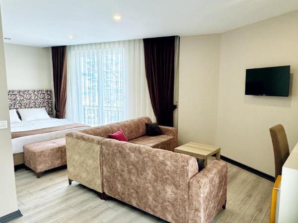 Toprak City Hotel Antalya : photo 2 de la chambre suite avec balcon