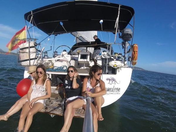 Velero Lujo, 4 camarotes, 3 baños, Marina Valencia : photo 10 de la chambre mobile home