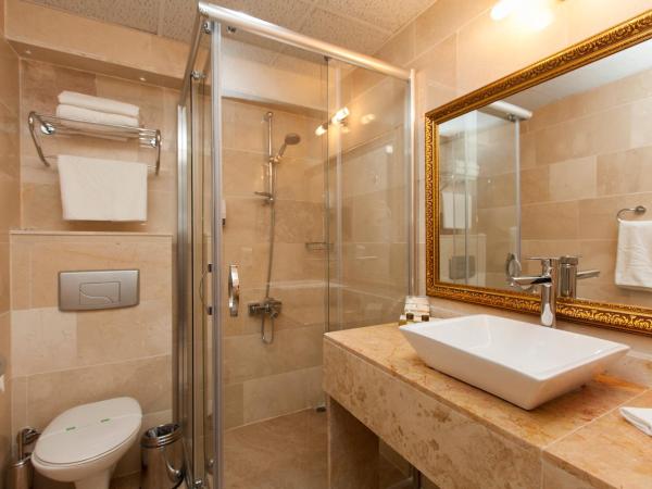 Alrazi Hotel Florya : photo 4 de la chambre chambre familiale