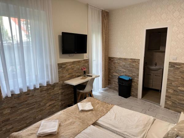 Mosoly Szallashely : photo 4 de la chambre chambre double - vue sur jardin