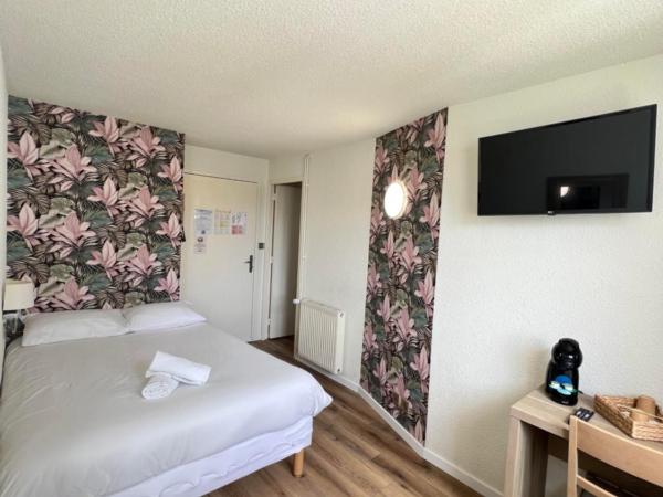 Couett'Hôtel Brest : photo 1 de la chambre petite chambre double avec vue sur cour