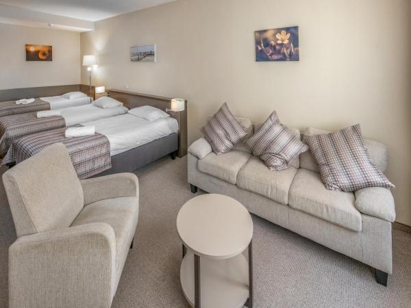 Corvin Hotel Budapest Corvin Wing : photo 3 de la chambre chambre triple