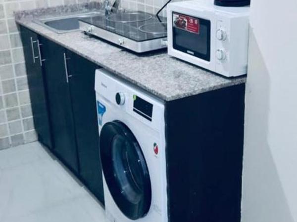 Home STay SMart Couples Room : photo 3 de la chambre chambre double avec balcon