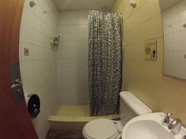 Puerto Limon Hostel : photo 4 de la chambre lit dans dortoir mixte de 8 lits