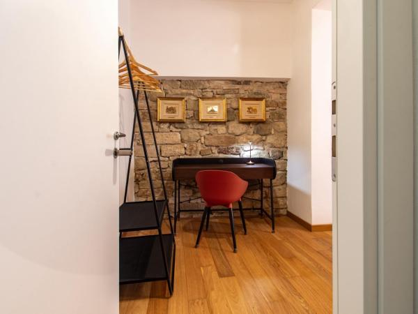 WellStay Perugia Downtown - Rooms : photo 6 de la chambre chambre double avec salle de bains commune