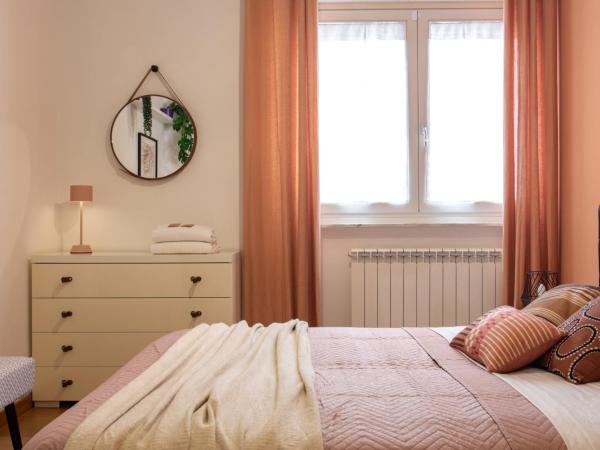 WellStay Perugia Downtown - Rooms : photo 9 de la chambre chambre double avec salle de bains commune