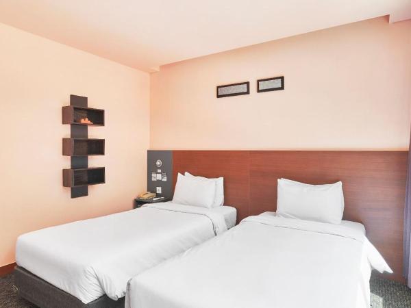 Hotel Skypark Kingstown Dongdaemun : photo 4 de la chambre dive in sangwoo son art stay seoul / twin