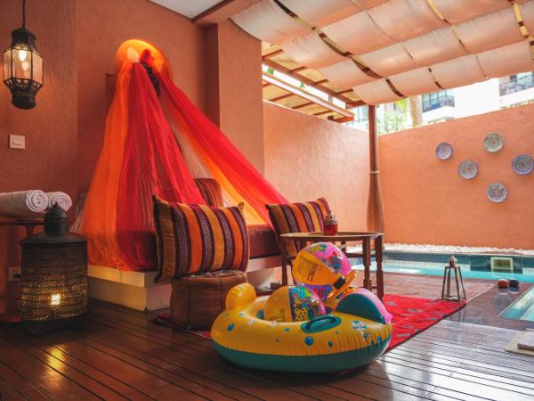 Marrakesh Hua Hin Resort & Spa : photo 1 de la chambre suite avec piscine et fontaine
