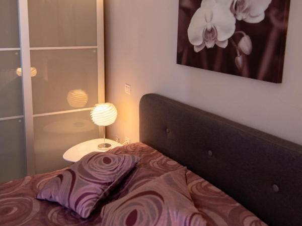 Bed & Breakfast Blu Locanda : photo 7 de la chambre appartement 1 chambre avec balcon