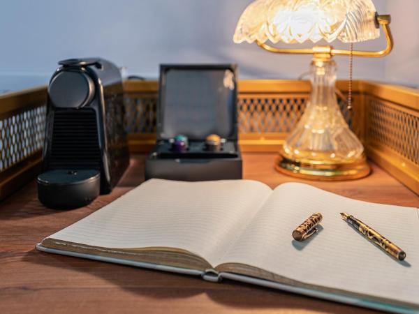 Hôtel Maurice : photo 8 de la chambre chambre lit queen-size avec balcon