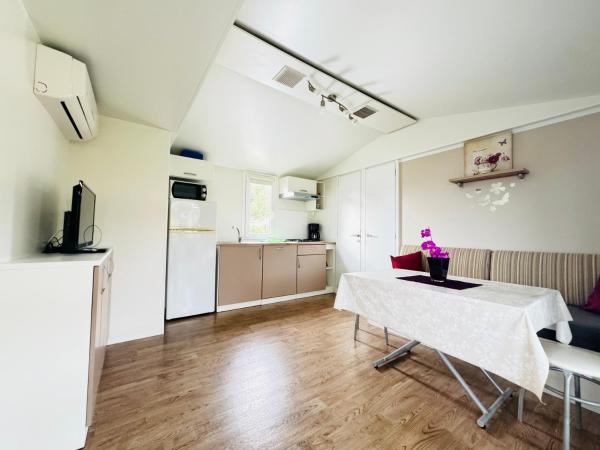 Mobile Homes Relax Park Umag : photo 2 de la chambre mobile home 2 chambres