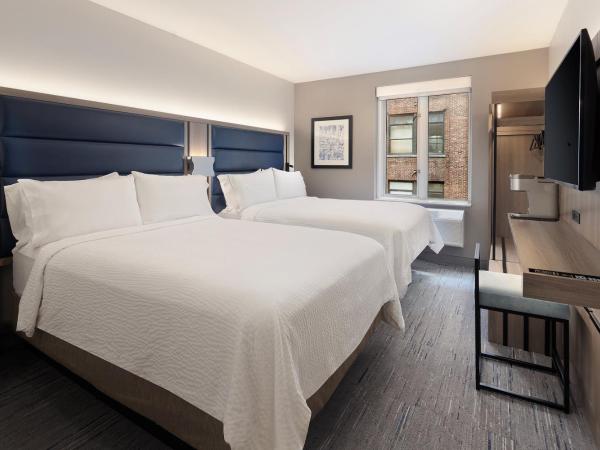 Holiday Inn Express New York City Chelsea, an IHG Hotel : photo 1 de la chambre chambre exécutive avec 2 lits doubles