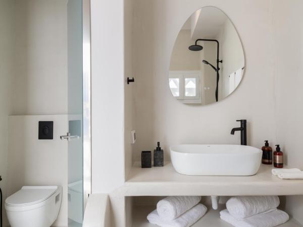 Lotus iΝ & Aroma iN , Mykonos Town : photo 1 de la chambre chambre double avec balcon