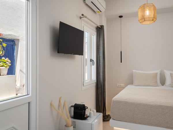 Lotus iΝ & Aroma iN , Mykonos Town : photo 5 de la chambre chambre double avec balcon