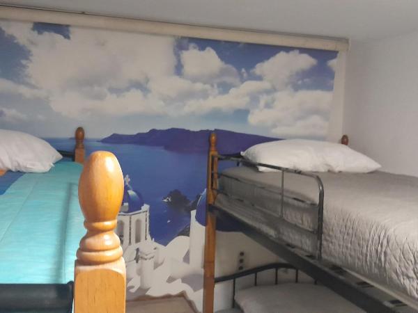 The Rabbit Hole Hostel : photo 9 de la chambre lit simple dans dortoir mixte