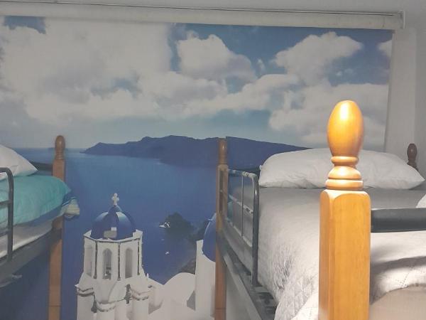 The Rabbit Hole Hostel : photo 3 de la chambre lit simple dans dortoir mixte