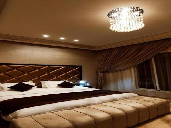 Qodwa Palace, Rabat Menzeh : photo 8 de la chambre villa avec piscine privée