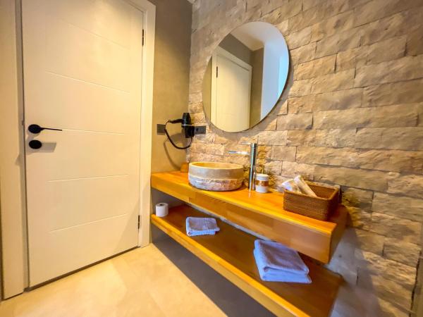 Max Mirage Selimiye : photo 9 de la chambre chambre triple - vue sur mer