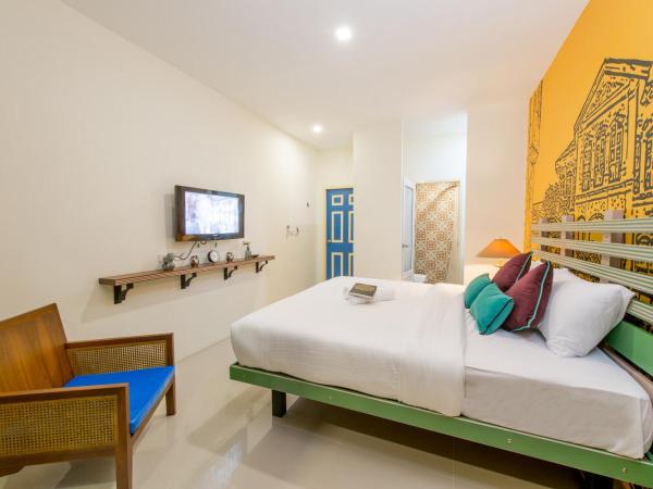 The Pho Thong Phuket : photo 2 de la chambre chambre double deluxe avec balcon