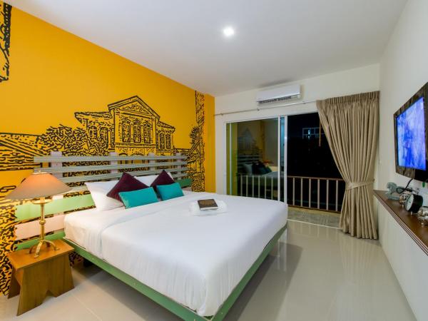 The Pho Thong Phuket : photo 3 de la chambre chambre double deluxe avec balcon