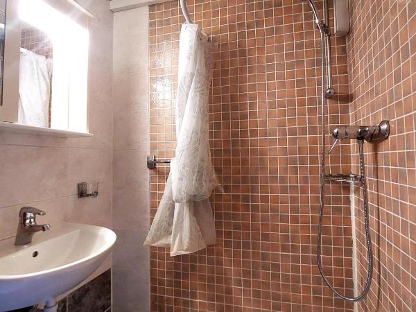 MARA House with Apartments : photo 8 de la chambre appartement - rez-de-chaussée