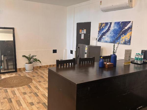 BRICK CASTLE : photo 3 de la chambre studio lit king-size avec canapé-lit