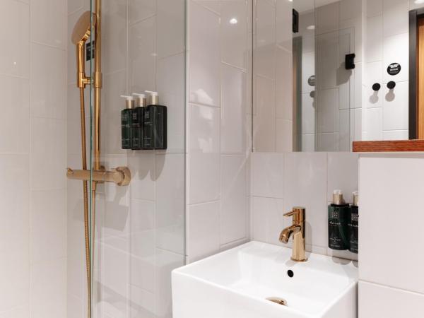 Clarion Hotel Amaranten : photo 4 de la chambre petite chambre double