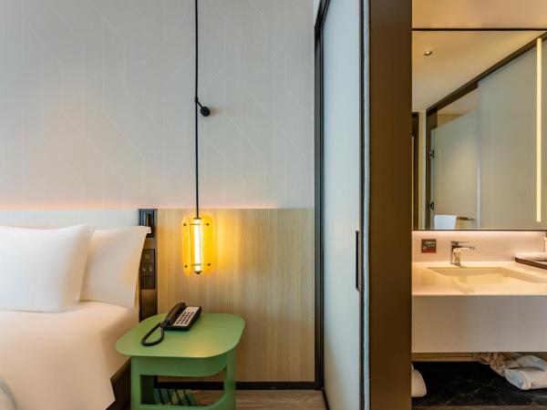 EVEN Hotel Qingdao Laoshan - an IHG Hotel : photo 3 de la chambre chambre lit king-size premium